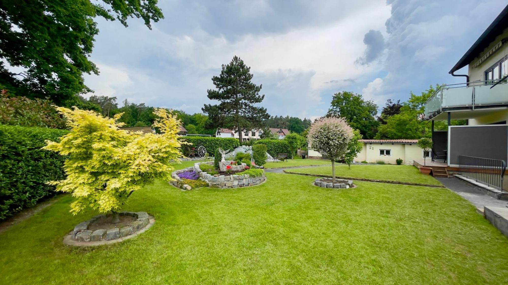 Uraha Apartments Herzogenaurach Kültér fotó